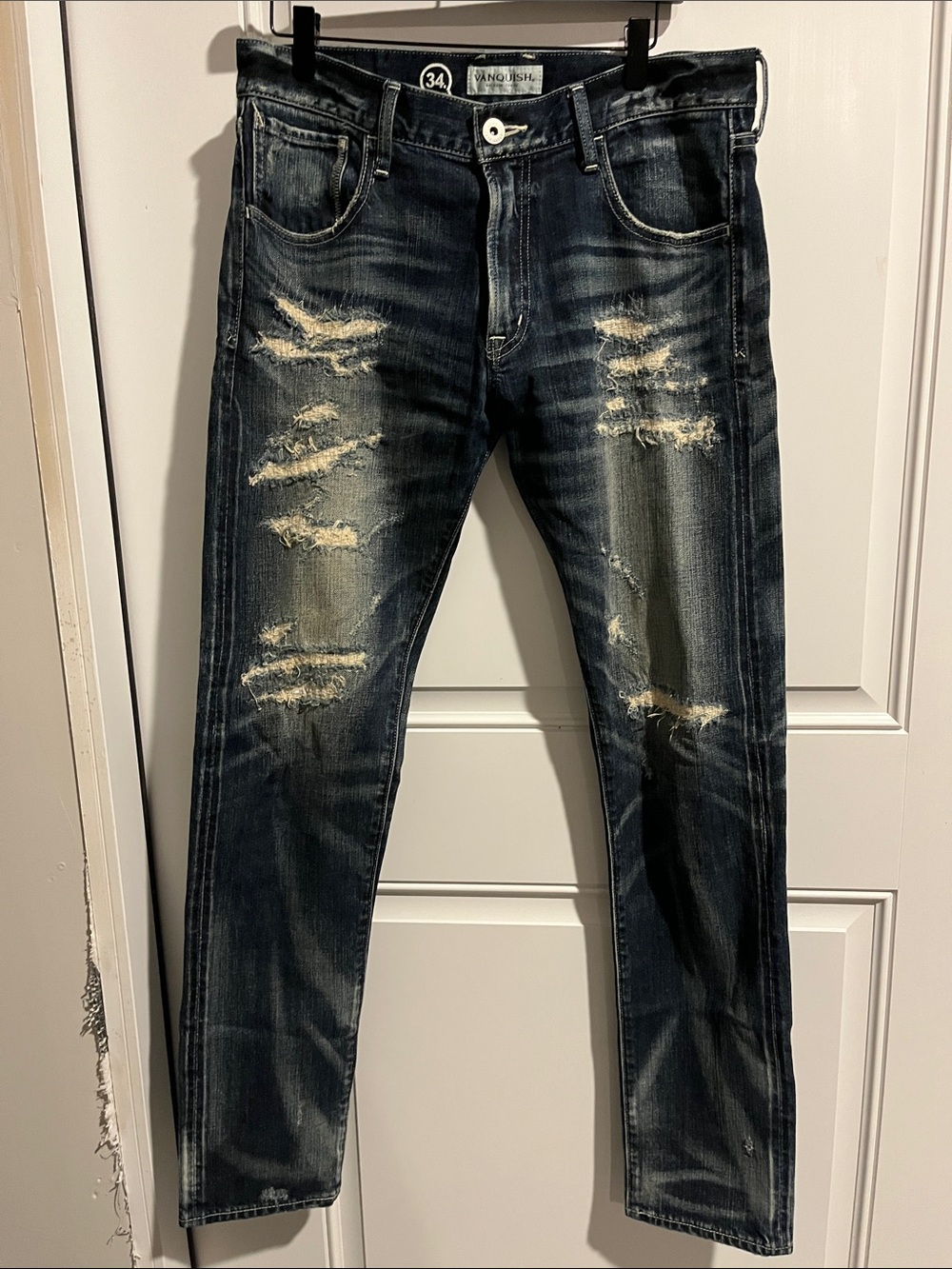 Vanquish Jeans 34x32 Distressed Skinny
